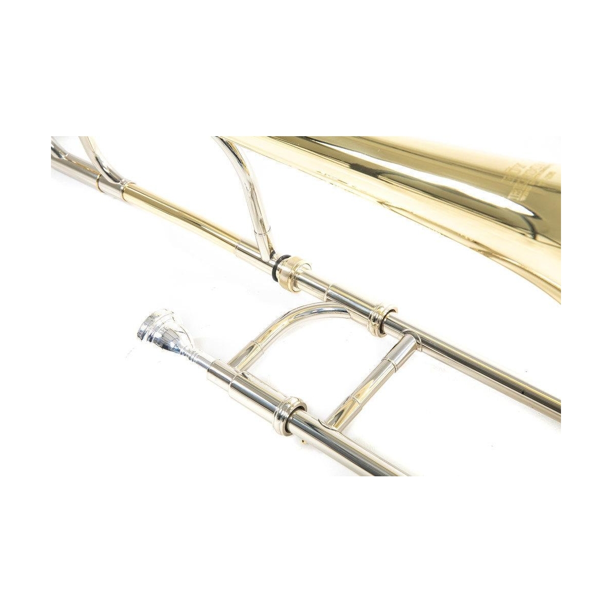 Posaune TT-236 eng Lack mit Etui Posaune TT-236 eng Lack mit Etui