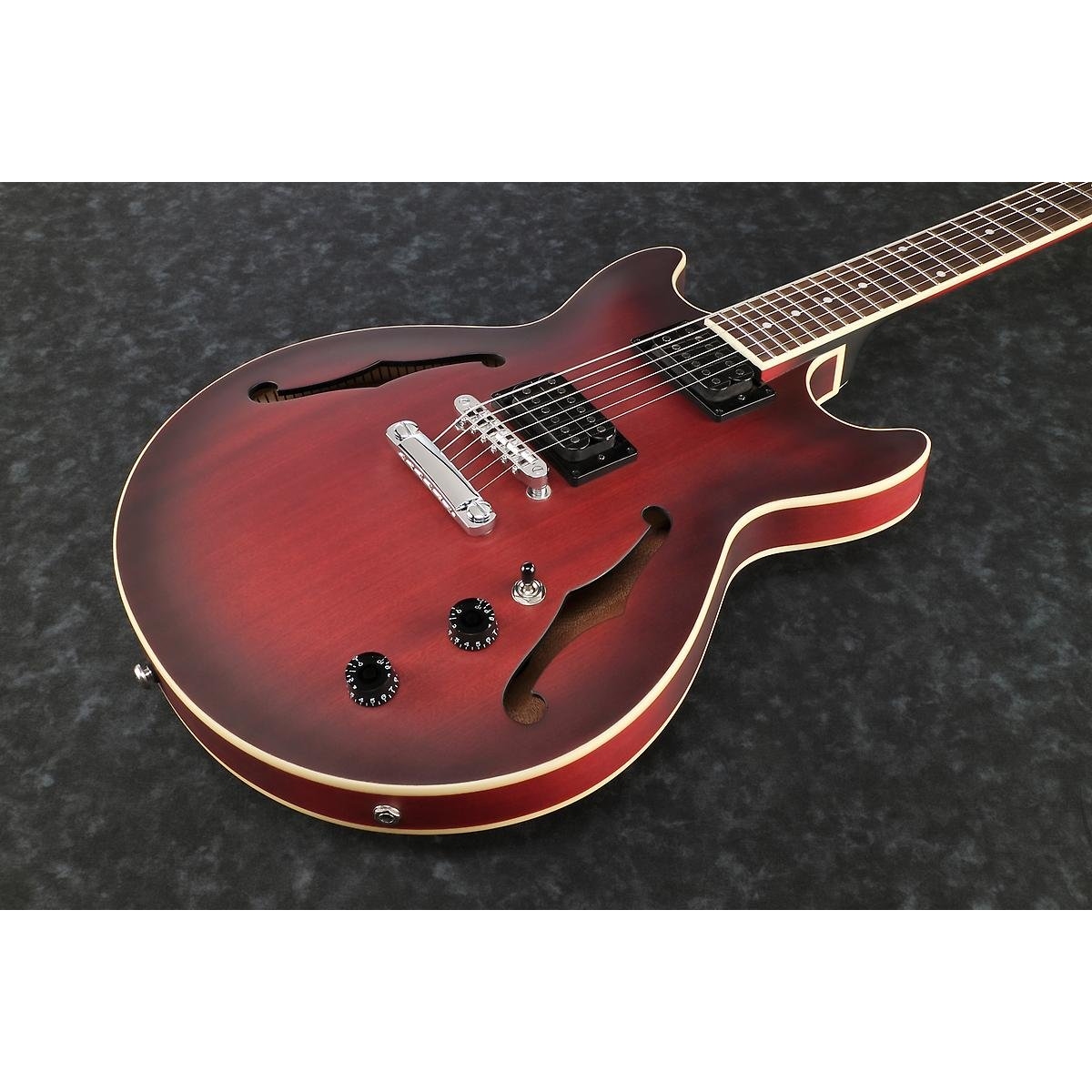 AM53-SRF E-Gitarre Sunburst Red Flat AM53-SRF E-Gitarre Sunburst Red Flat