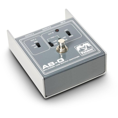 AB-O Symetrischer Output Umschalter AB-O Symetrischer Output Umschalter