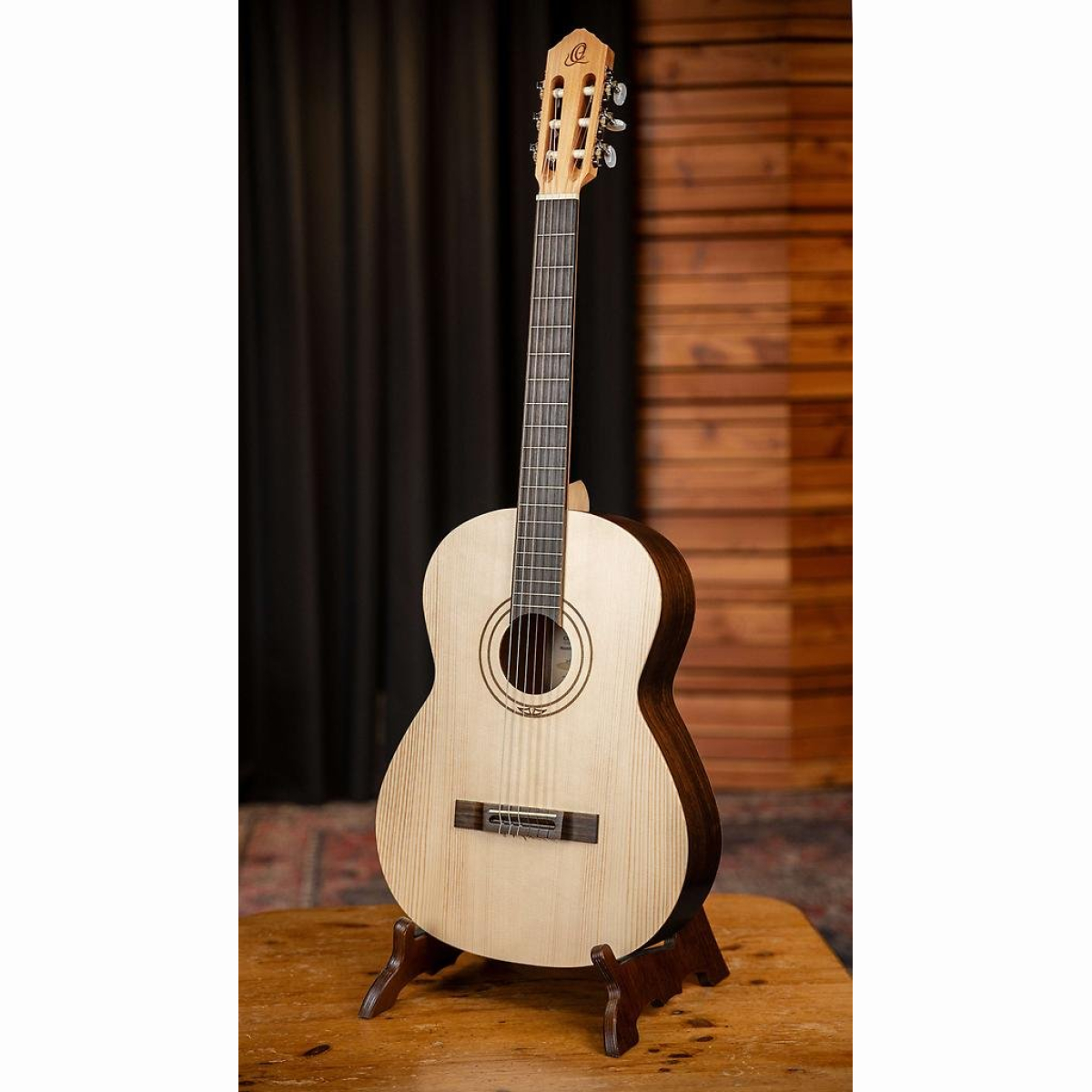 Konzert-Gitarre R16S Nylon 6-STR.