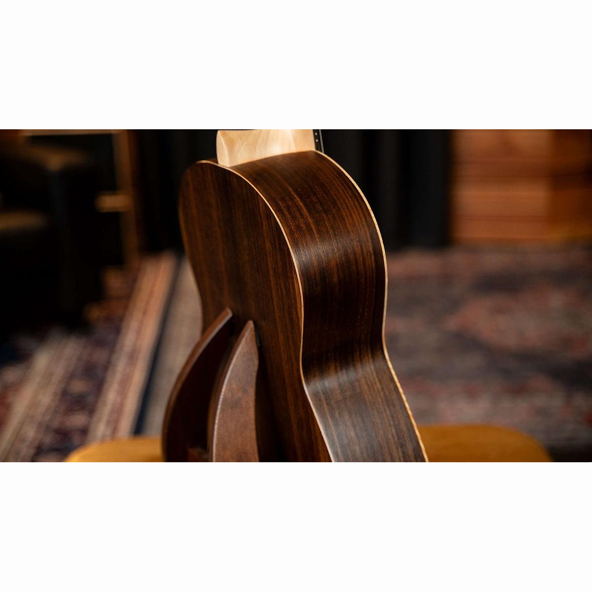 Konzert-Gitarre R16S Nylon 6-STR.