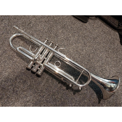 Trompete B Stomvi Titan silber M Formetui Trompete B Stomvi Titan silber M Formetui