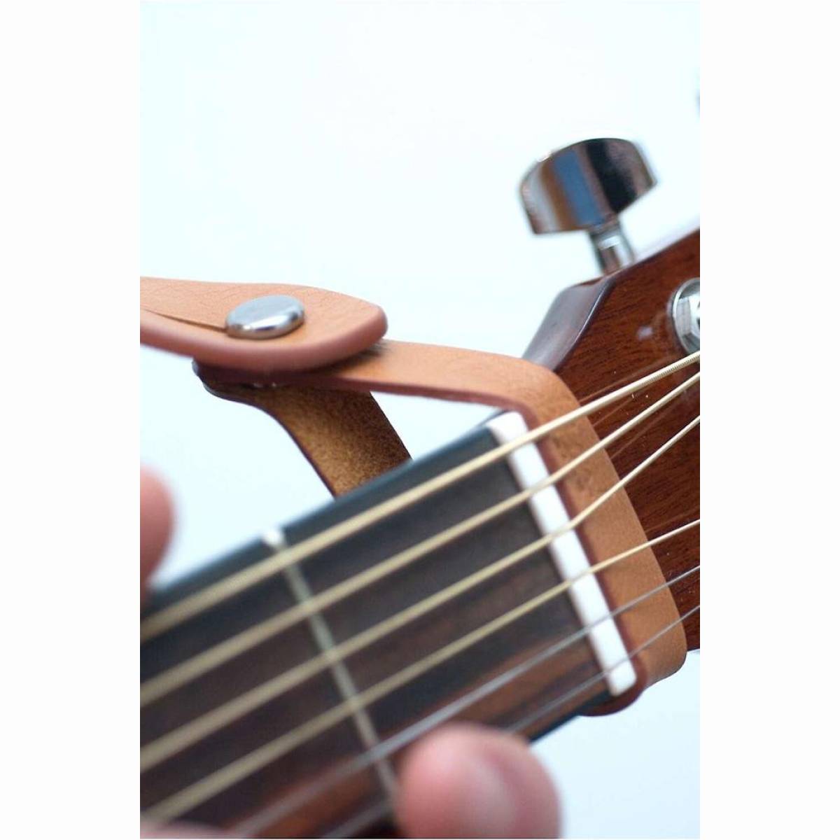 Neck Straplink light brown