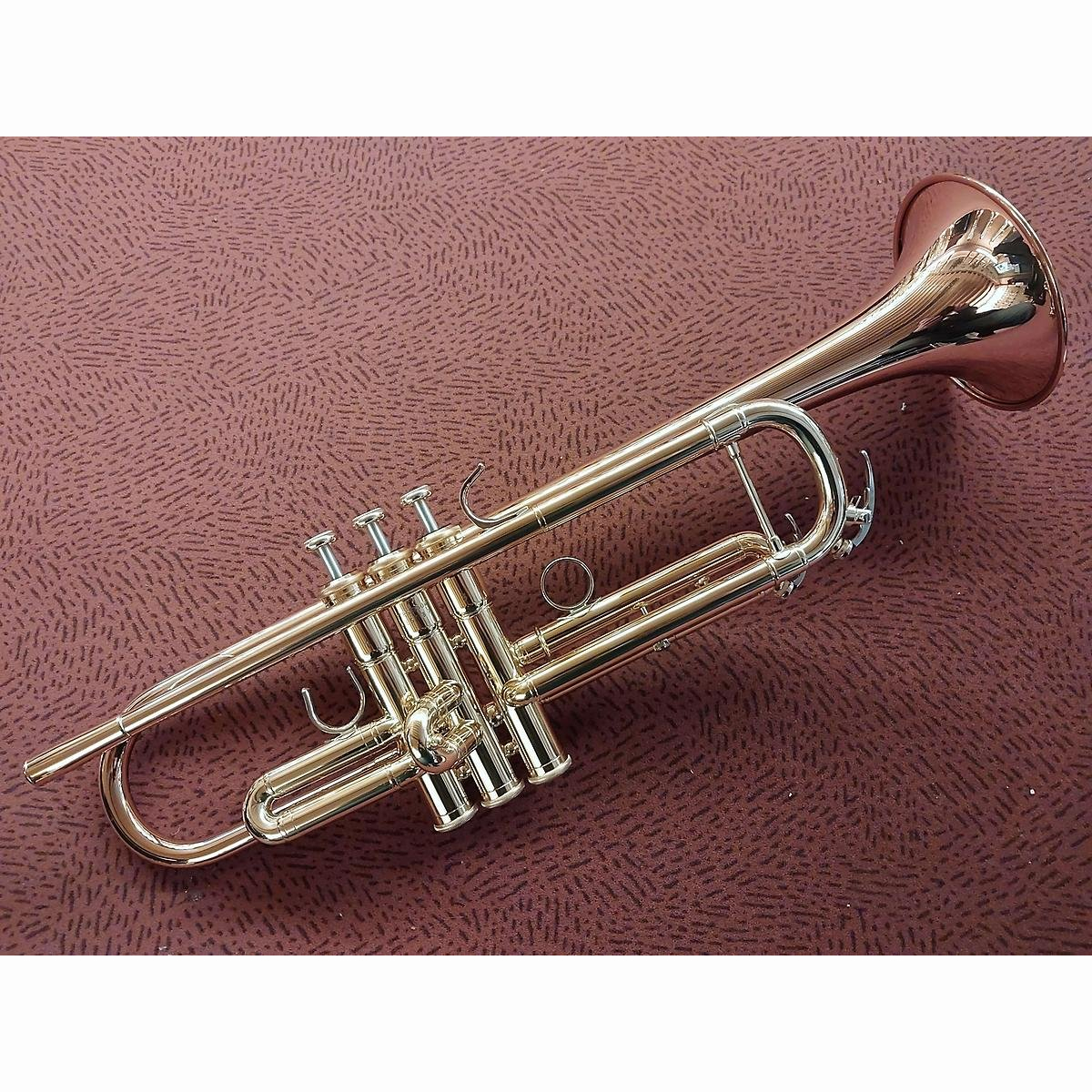 Trompete Yamaha YTR-5335G-II mit Etui